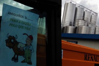 El bloqueo a la industria láctea se consolida en toda Galicia