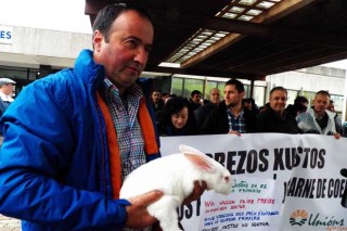 Demandan a la Xunta que cumpla los compromisos con los productores de conejo