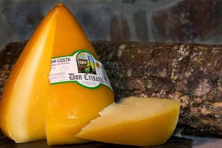 El queso Don Crisanto, de la DO San Simón da Costa, obtiene el Premio Especial Alimentos de España