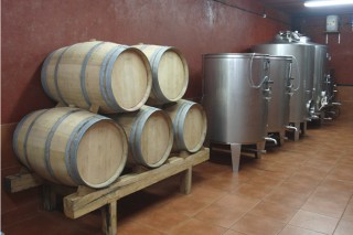 La Xunta casi duplica las ayudas para elaboración y comercialización de vino ante la alta demanda