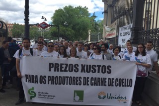 Los cunicultores gallegos exigen el fin de las “malas artes” de Hermi y de la Lonja de Madrid