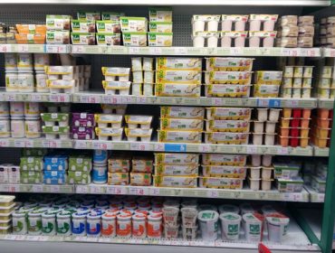 «El precio de la leche ha subido 5 céntimos en el supermercado desde diciembre pero sólo 1,2 llegaron al ganadero»