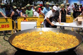 Paella popular de Sipcam Iberia y Terraglass en Ribadumia