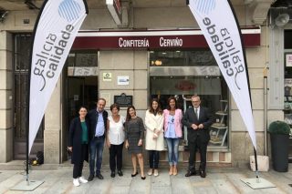 Entrega del sello Galicia Calidade a Confitería Cerviño, de O Carballiño