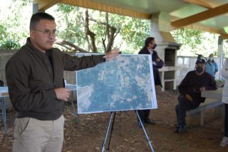 Proyectan recuperar 22 hectáreas de tierra abandonada en Monterrei para dedicarlas a viñedo