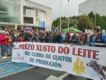 ‘Funeral’ en Lugo por el sector lácteo