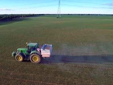 España le pide a Europa apoyos para asegurar fertilizantes en el campo a precio razonable