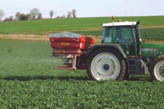 Caída de un 30% en el consumo de fertilizantes en España este año debido a la sequía y los altos precios