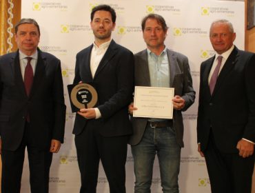 Viña Costeira y Condes de Albarei reciben el premio a la innovación y desarrollo rural de Cooperativas Agro-alimentarias de España