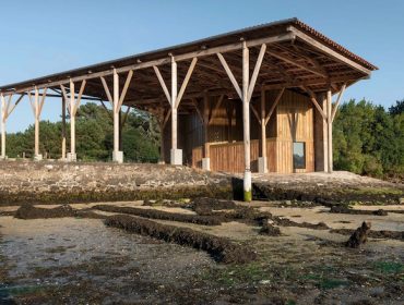 Dos viviendas, un astillero y una pieza para la Catedral de Santiago, premios de Arquitectura en madera Cesuga – Pino de Galicia
