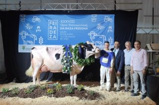 Kergo Ozalid elegida Vaca Gran Campeona del Open Feiradeza 2023