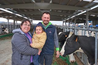 Capón Holstein SC, nuevas instalaciones para seguir produciendo leche en base a la hierba
