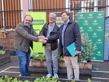 La cooperativa Campoastur colabora para impulsar huertos ecológicos en los colegios de Asturias